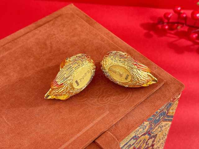 济南济南熊猫发行30周年金银币价格今天多少一克（2026年03月23日）