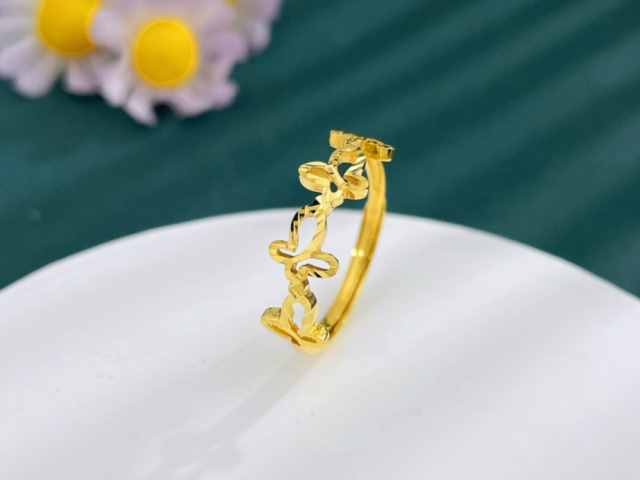 周生生黄金价格今天多少一克（2026年2月13日）