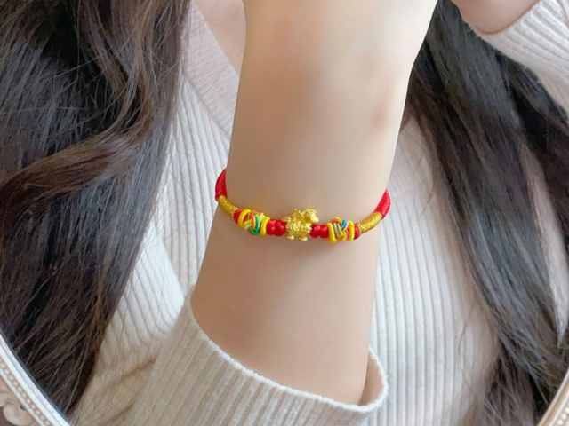 国投白银LOF补偿方案启动 沪银走势小幅震荡