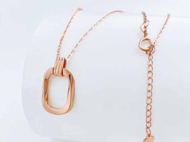 1月16日宝庆银楼黄金价格报1358元/克 较昨日保持不变