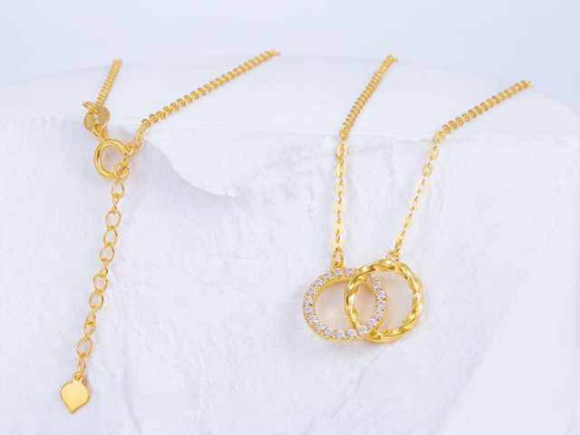 4月21日济南中国黄金足金价格报1465元/克 较上一日保持不变