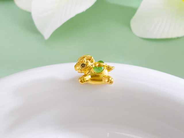 济南济南中国黄金投资金条/储值金条/元宝金零售价多少一克(2026年04月06日)