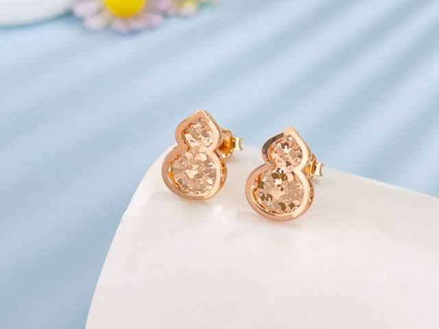 上海六福3月11日消息:黄金1597元/克 铂金报871元/克