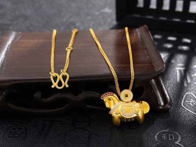 今日南京老凤祥黄金价格查询（2026年2月3日）