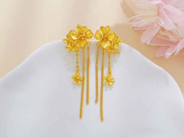 3月10日钯主力日内大幅上涨 最新报426.20元/克