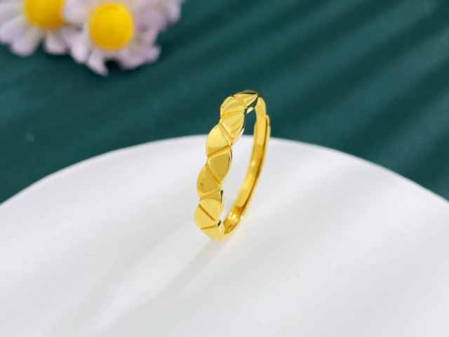 今日水贝金饰回收价格查询（2026年02月02日）