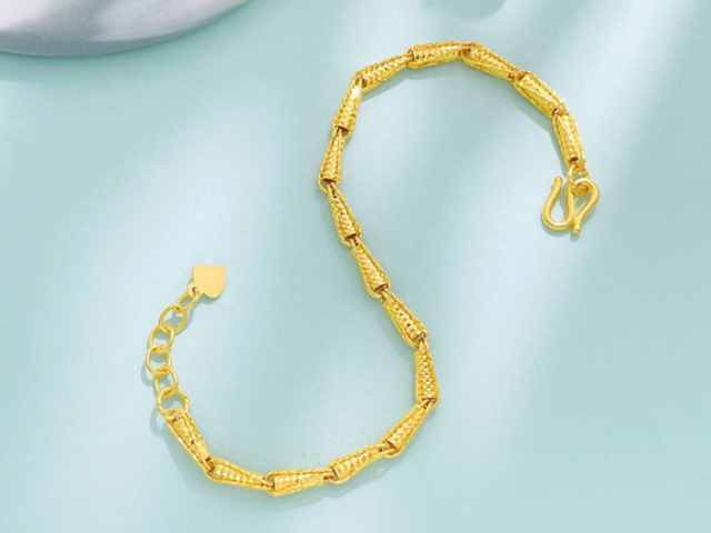 金价承压回落！2026年1月22日各大品牌金店黄金价格多少钱一克？