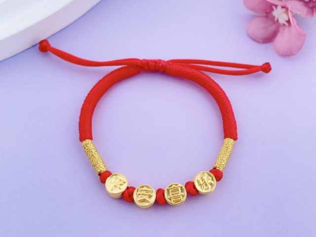 六福内地黄金饰品价格今天多少一克（2026年01月30日）