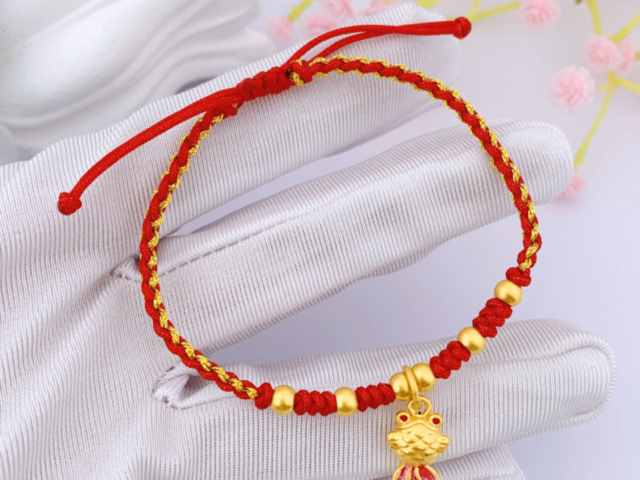 特朗普借非农再吁降息纸黄金震荡