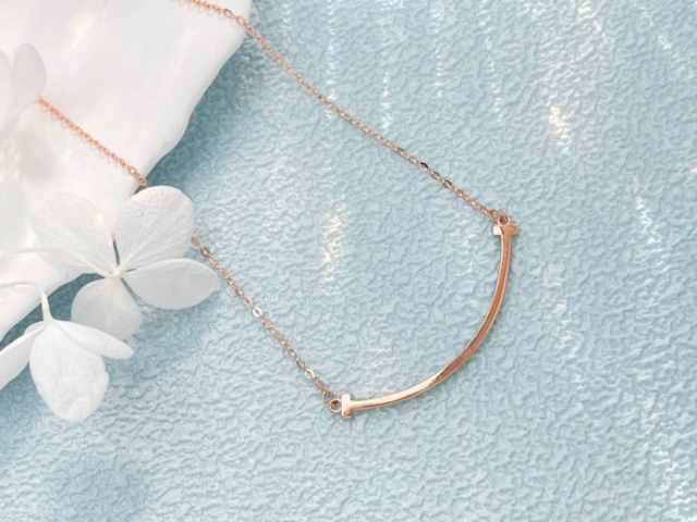 现货金维持窄幅震荡 伊朗冲突打消美储降息意愿