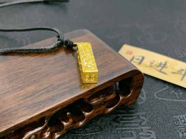 伦敦金短线温和看涨 高盛指出金价面临上行风险