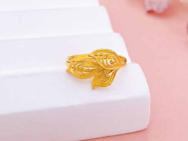 史诗级洗盘巨震！黄金高位跳水拉响超买警报