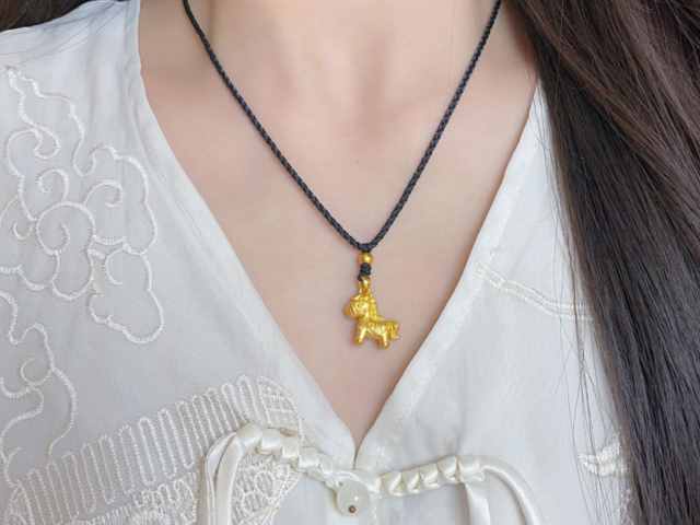 周六福最新PT999铂金多少钱一克(2026年02月25日)