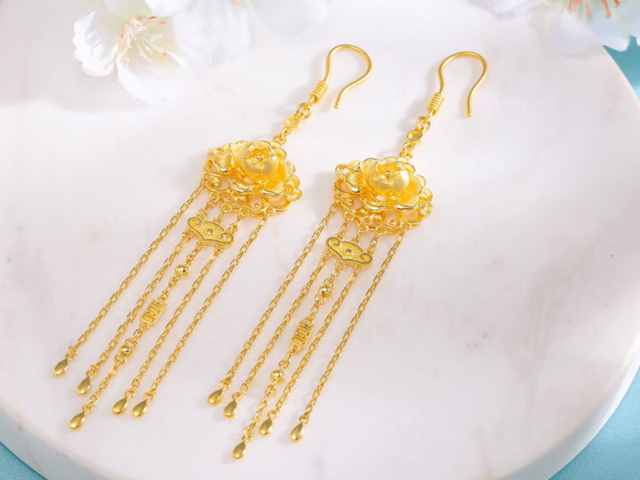 格陵兰岛问题提振避险情绪 银价仍有上涨空间