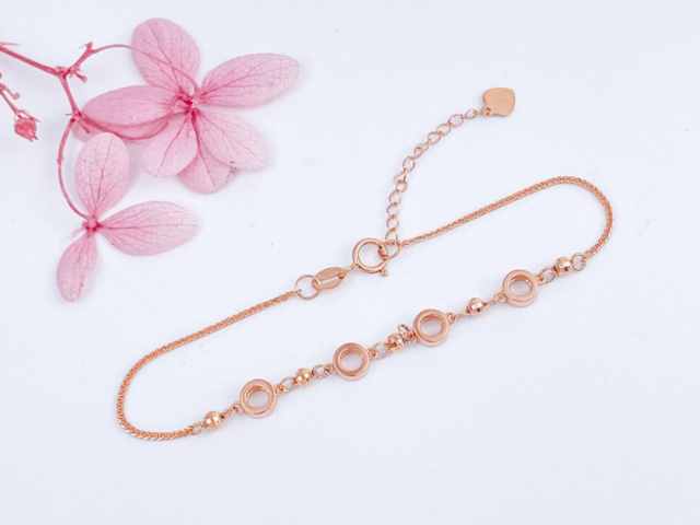 【黄金期货收评】黄金显露短线抗跌性 沪金日内下跌2.02%