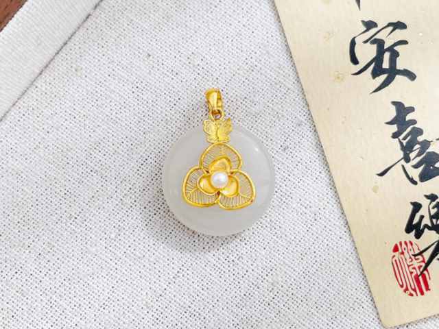 谢瑞麟内地金饰价格多少一克（2026年02月09日）