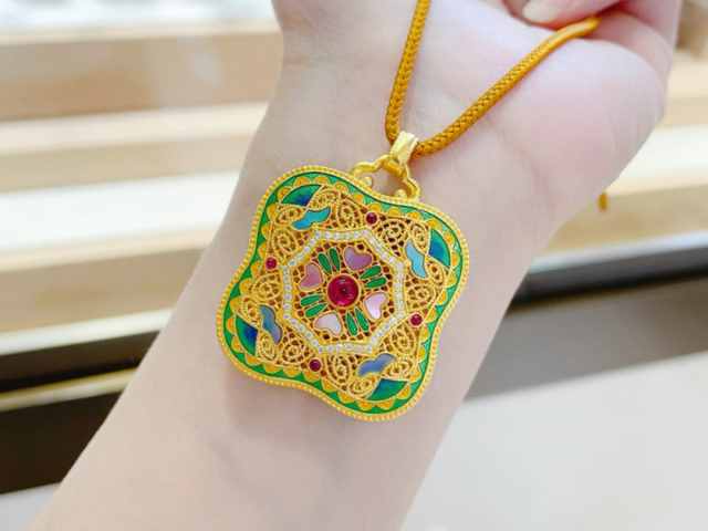 最新美黄金期货实时行情查询(2026年2月10日)