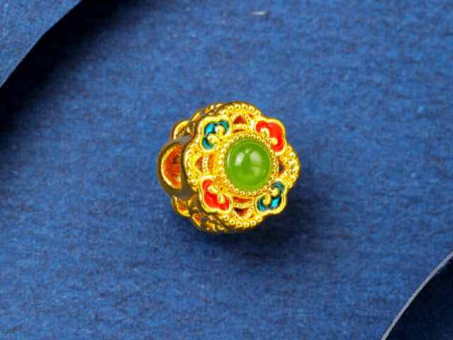 六福内地黄金饰品价格今天多少一克（2026年02月02日）