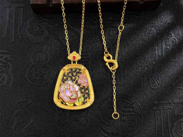 1月28日菜百黄金价格报1550元/克 较昨日上涨40元/克