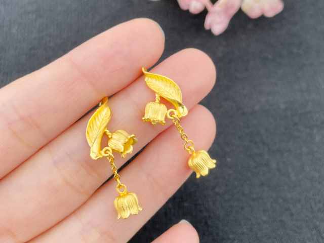 潮宏基黄金价格今天多少一克（2026年01月15日）