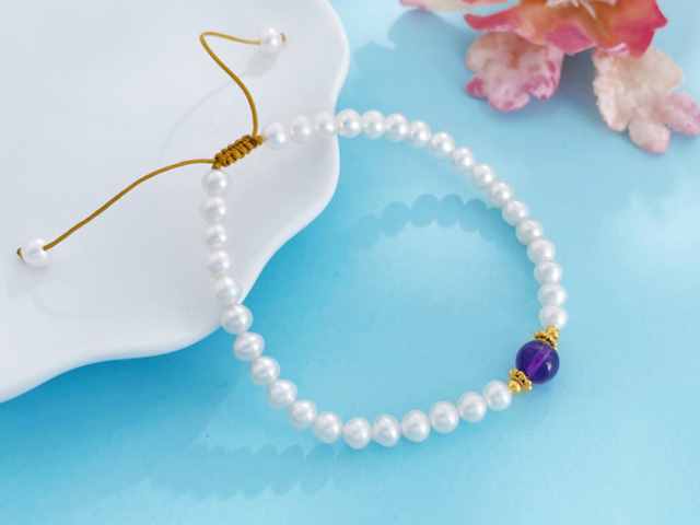 摩根大通警告保险缺口+高盛疑护航 避险撑金价反弹