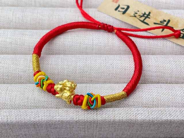 银行黄金价格今日多少一克（2026/02/02）