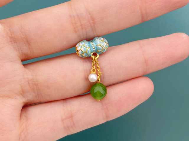 斯尔沃银器白银基价今天多少一克（2026年03月18日）