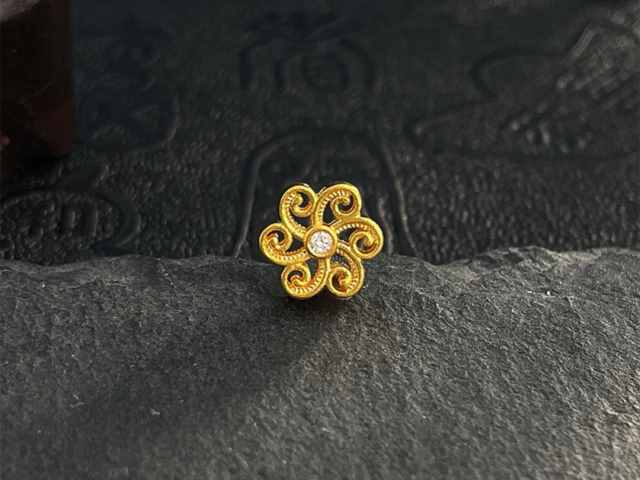 重庆六福今日黄金价格多少钱一克（2026年2月9日）