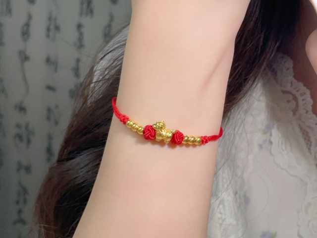 黄金短期仍具上行惯性 但4700美元是多空博弈的“风暴眼”