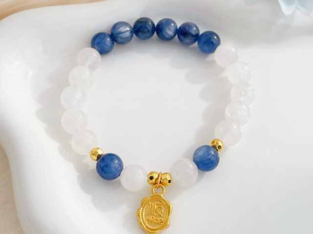 潮宏基黄金首饰现在一克报价多少（2026年03月09日）