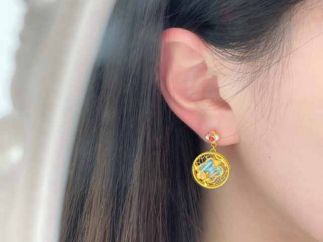 【黄金期货收评】避险助推金价仍持看涨倾向 沪金震荡1148元