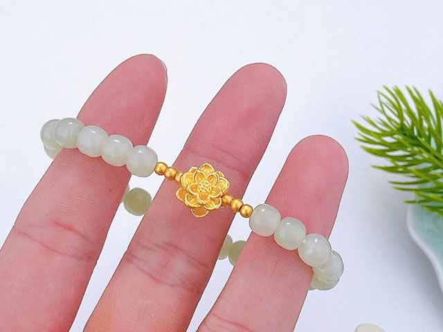 今天济南济南周大生黄金首饰价格行情(2026年2月4日)