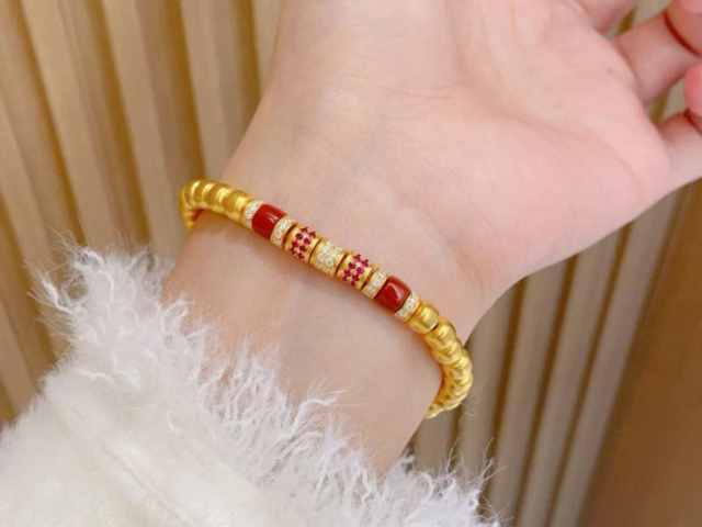 太原千禧之星周一（4月20日）黄金价格报1461元/克