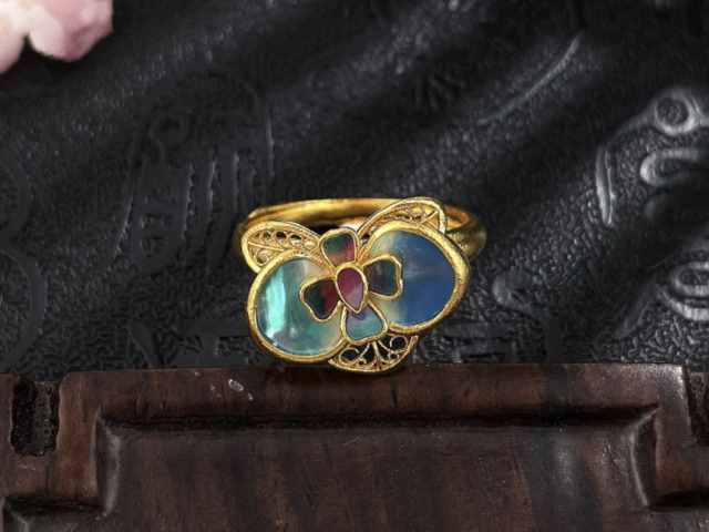 今日水贝18K金回收价格查询（2026年01月22日）