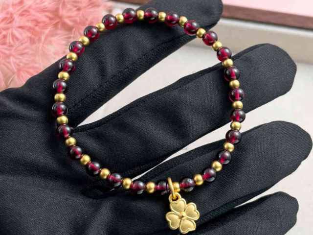 纯银手镯多少钱一克(2026年2月3日)