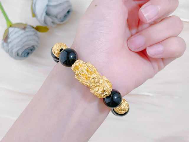 3月6日多边金都珠宝黄金1559元/克 铂金837元/克