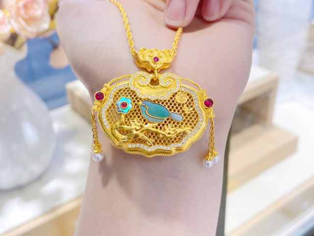 宝庆银楼黄金价格今天多少一克（2026年02月03日）