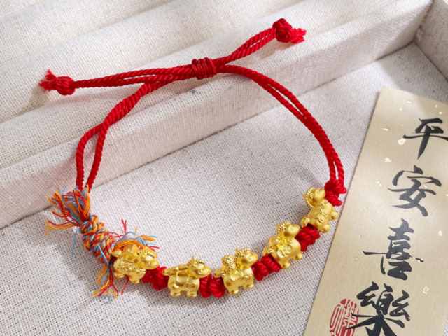 济南周大福黄金价格今天多少一克（2026年3月5日）