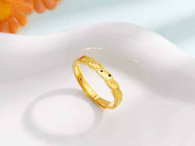 今日珠宝品牌铂金价格多少钱一克(2026年1月15日)