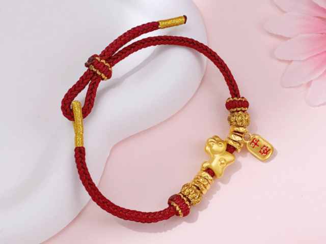 1月30日贵金属板块下跌8.92%