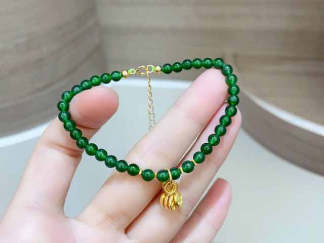 ‌黄金首超5000美元 美银看涨至6000牛市启动？