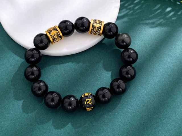 工商银行蛇年金条100g价格今天多少一克（2026年01月21日）