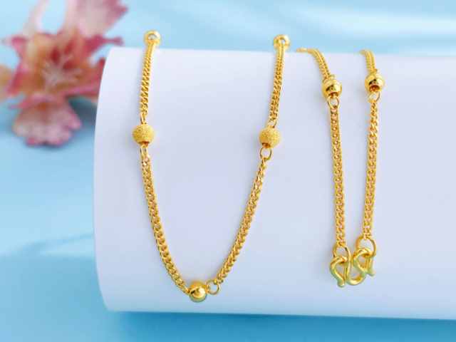 济南济南中国黄金投资金条/储值金条/元宝金零售价多少一克（2026年04月04日）