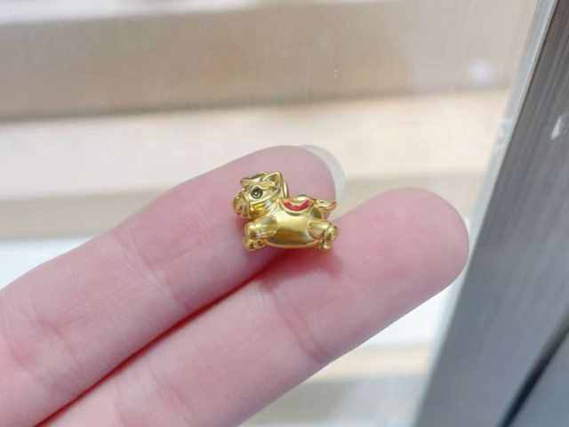 重庆六福今日黄金价格多少钱一克（2026年1月22日）