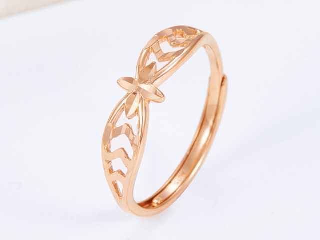 4月21日金象珠宝黄金1453元/克 相比上一个交易日保持不变