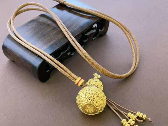 潮宏基黄金价格今天多少一克（2026年01月16日）