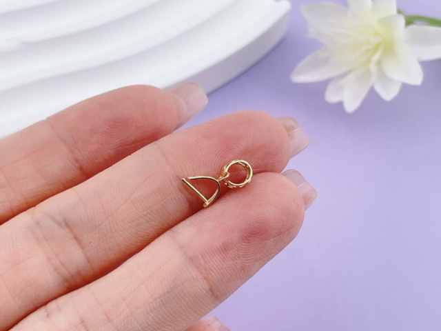 黄金深V反转站稳5000 特朗普降息强硬表态撑多头