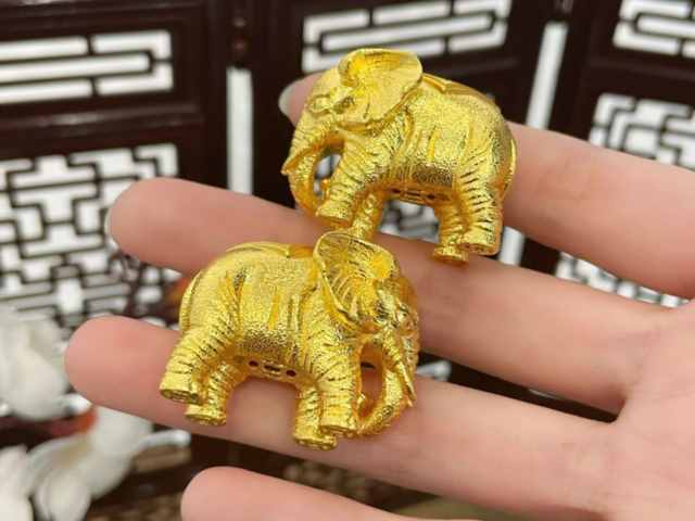 今天（2026年4月7日）黄金价格走势分析