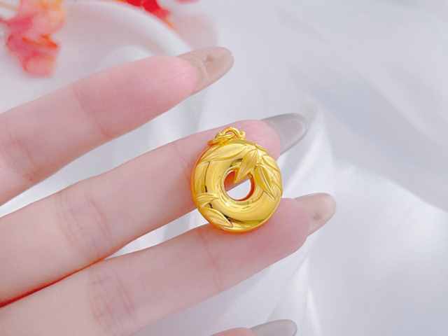 成都潮宏基今日黄金价格查询（2026年2月5日）