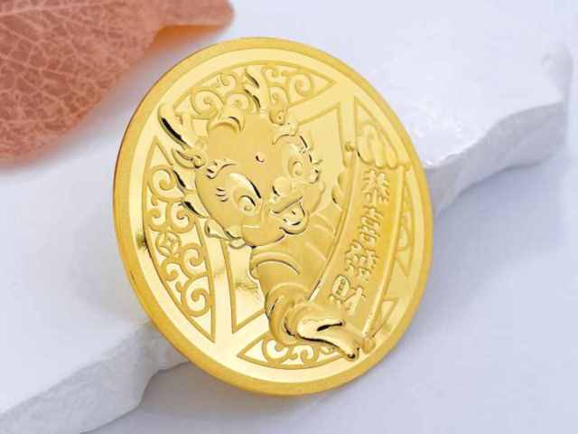 北京周六福2月27日消息：黄金1571元/克 铂金913元/克